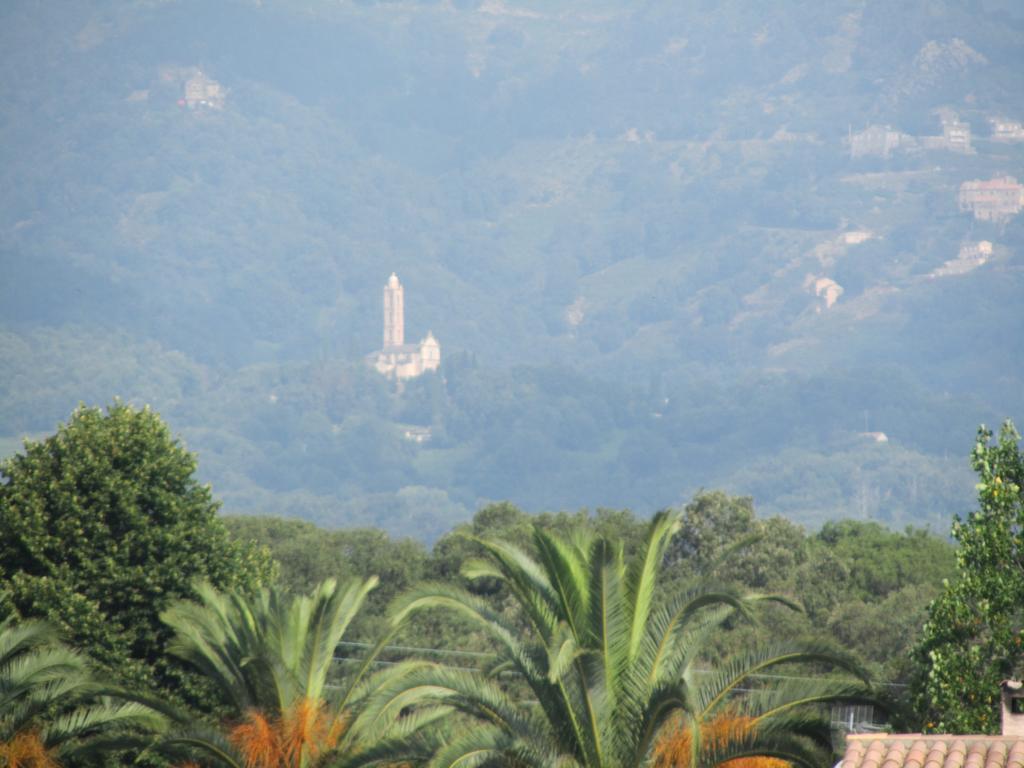 Santa-Maria-Poggio  Sole E Mareアパートホテル エクステリア 写真
