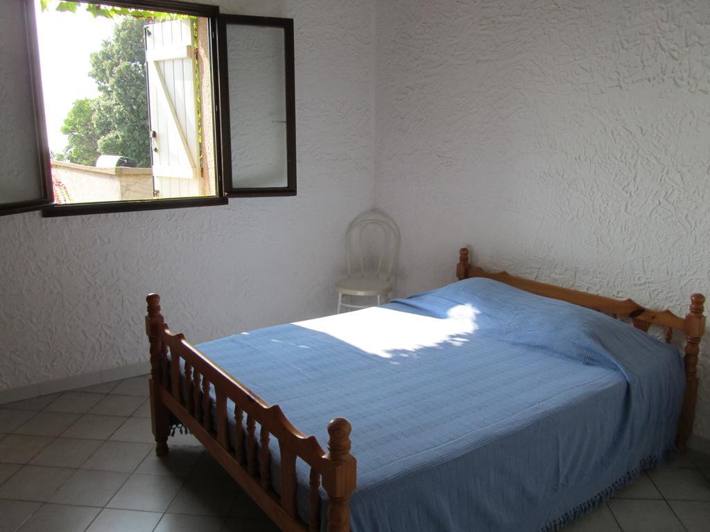 Santa-Maria-Poggio  Sole E Mareアパートホテル 部屋 写真